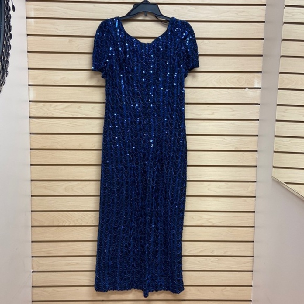 Lee Jordan women evening gorgeous dress Size 16